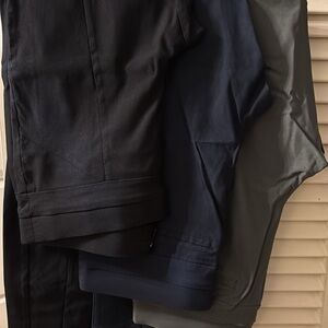 Set of 3 simply Vera wang size large skinny women’s pants like new.